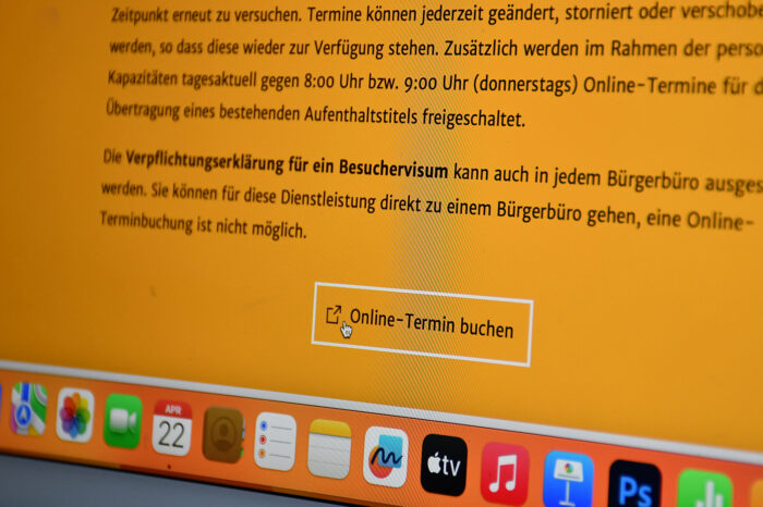 Lage in der Ausländerbehörde spitzt sich wieder zu – Online-Terminvergabe wird ausgeweitet