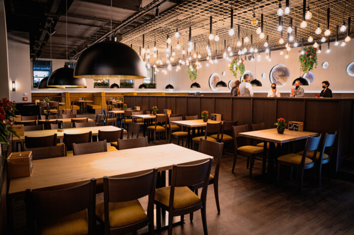 "The Ratskeller": Größtes Lokal in Stuttgart feiert Einjähriges