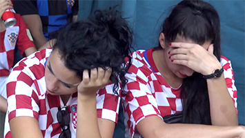 Kroatien-Fans auf der Theo in Stuttgart nach den WM-Finale gegen Frankreich (Foto: STUGGI.TV)