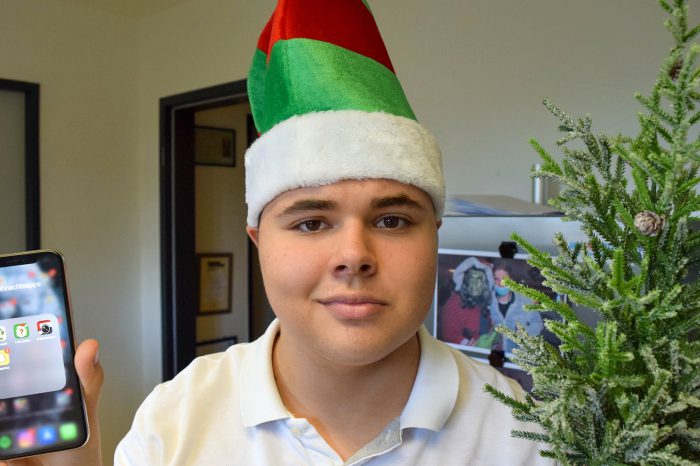 Weihnachtsgrüße stressfrei, einfach und lustig von unserem Tech-Checker Florian Schmucker (Foto: STUGGI.TV)