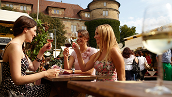 Event-Check: Was hat das Stuttgarter Weindorf zu bieten?