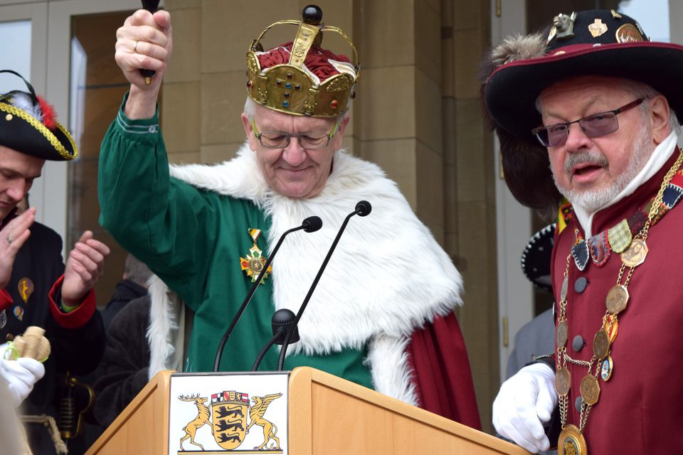 Kretschmann empfängt Narren im Neuen Schloss (Foto: STUGGI.TV)