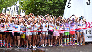 Bunt und sportlich: Der Color Run in Stuttgart