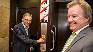 Paternoster-Party: Freie Fahrt im Rathaus