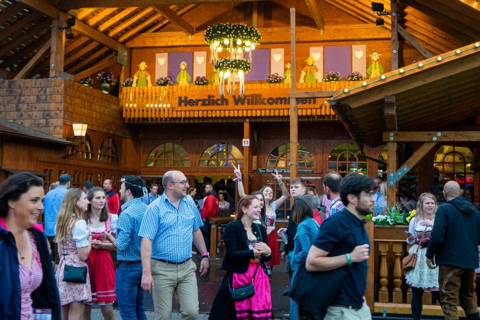 23 Tage Wasen-Time: Stuttgarter Frühlingsfest eröffnet