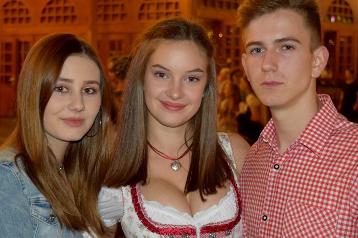 Feiern auf dem Wasen: Cool oder Absturz?