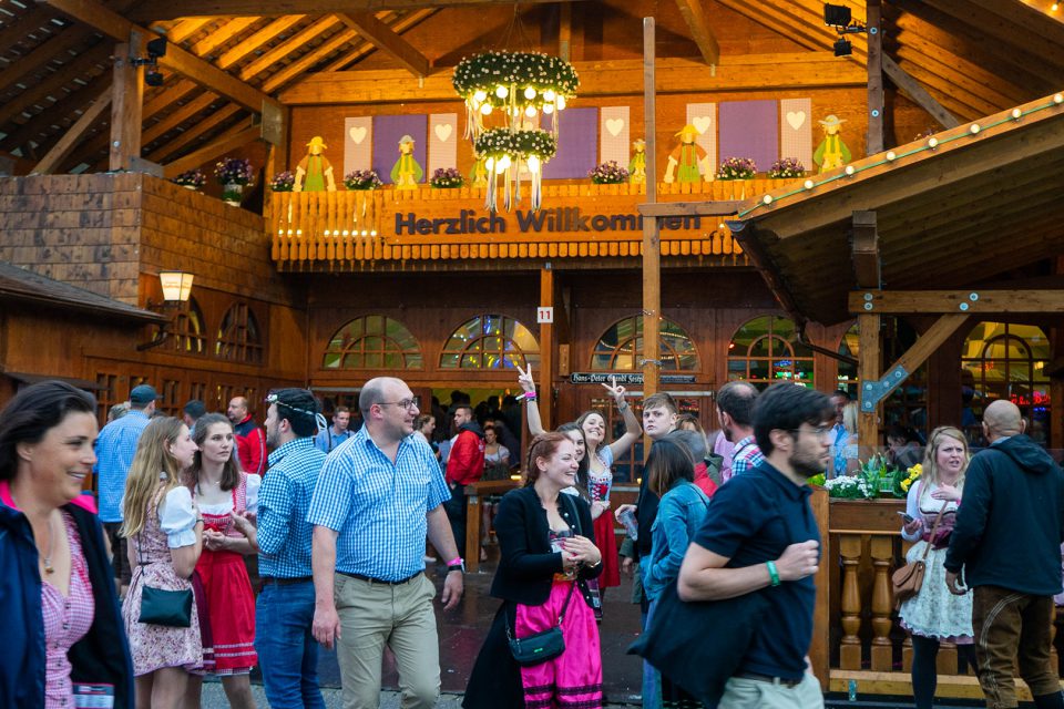 Festzeltcheck Fotoquelle: in.Stuttgart / Thomas Niedermüller